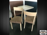 Lot 24 chaises de restauration : mobilier CHR