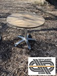 Lot de 4 tables rondes « vintage »