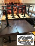 14 tables CHR  pieds métalliques noirs & plateaux marron foncés