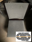 Lot + de 40 sièges : chaises + chaises hautes bois foncés et tissus gris « Concepta Barcelona »