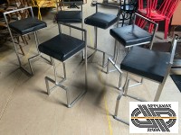 Suite de 6 chaises bar design effilé - structure inox & assise carrée noire