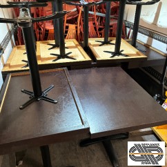 14 tables CHR  pieds métalliques noirs & plateaux marron foncés