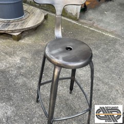 Lot de 19 tabourets de bar métallique - design vintage