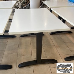 x15 tables rectangulaires 1m20 x 0m80 à dégagement latéral , mobilier de collectivité
