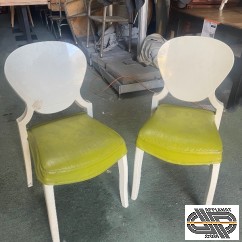 Lot de 8 chaises Silex Queen – coussin verte en simili cuir