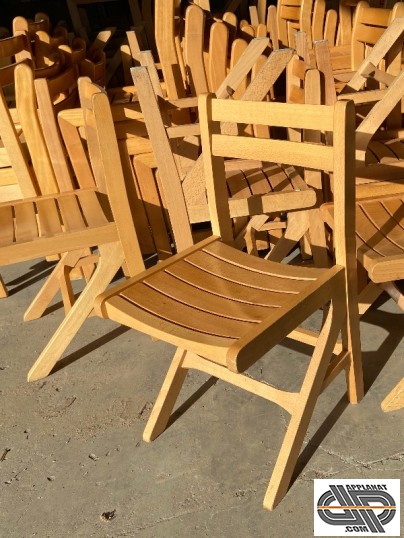 Lot de plus de 40 chaises bois naturel 'appuis sur table' occasion