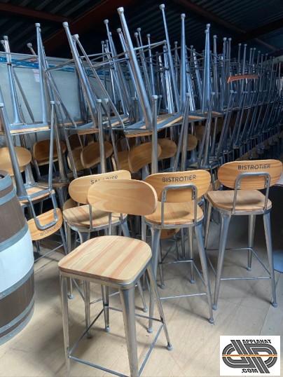 Lot de chaises hautes style industriel d'occasion