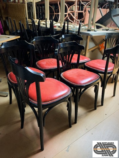 lot de chaises mobilier restaurant bistrot bar brasserie far west