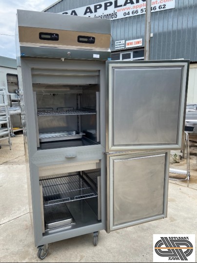 Armoire réfrigérée professionnelle avec compartiment frigo et compartiment congélateur
