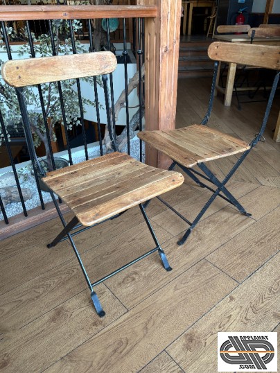 Chaises-pliantes-robustes-bois-et-fer-forge- occasion