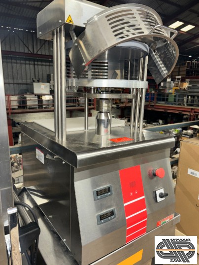 Equipement professionnel d'occasion pour fabriquer des pizzas