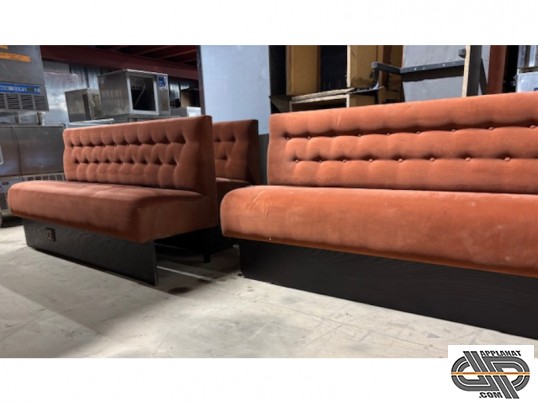banquettes bar brasserie resaurant d'occasion orange brique