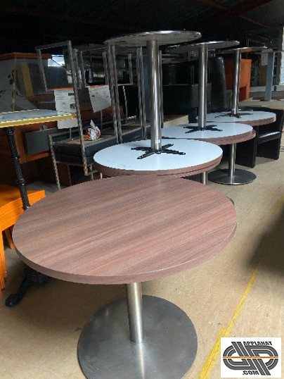Petit lot tables rondes restaurant réunion vauzelle occasion